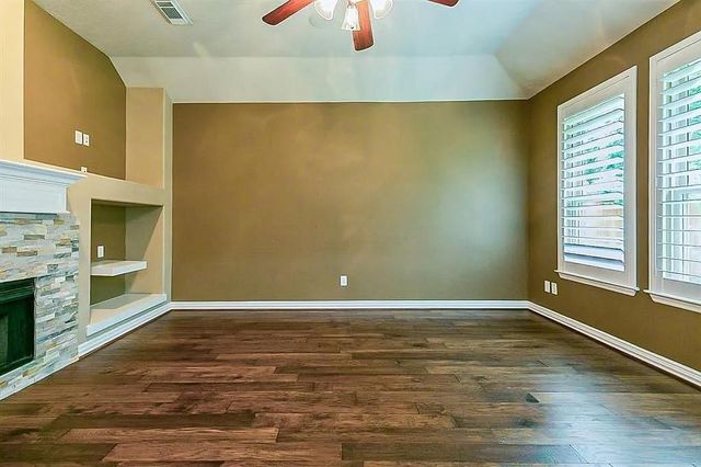 5823 Centennial Glen Drive, Katy, TX 77450