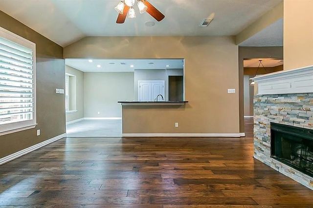 5823 Centennial Glen Drive, Katy, TX 77450
