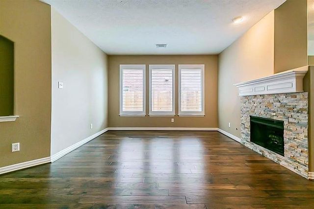 5823 Centennial Glen Drive, Katy, TX 77450