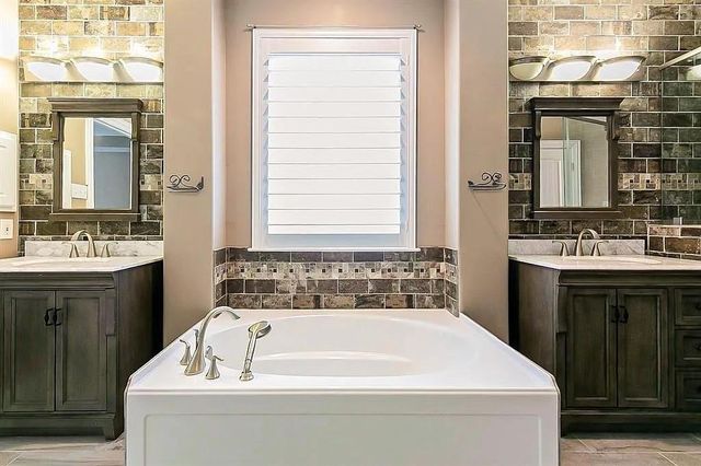 5823 Centennial Glen Drive, Katy, TX 77450