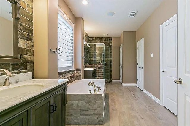 5823 Centennial Glen Drive, Katy, TX 77450