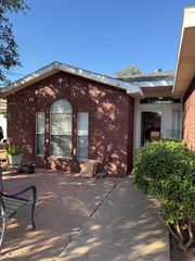 1708 77th Street, Lubbock, TX 79423