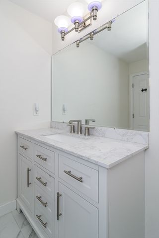 24 Homeward Lane 24, Natick, MA 01760