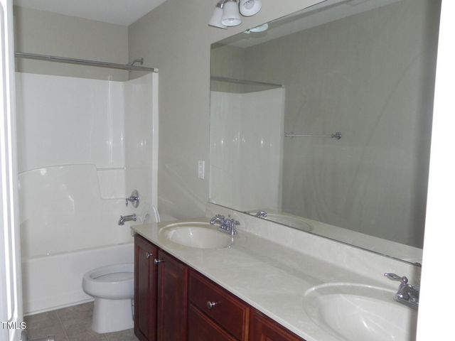 217 Butterbiggins Lane, Apex, NC 27539