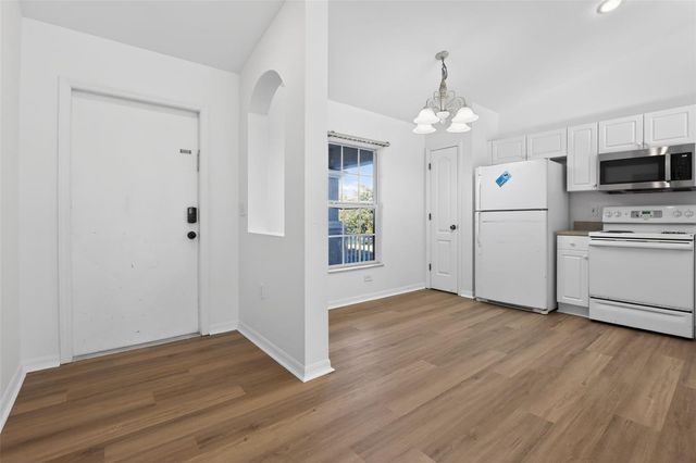 3311 NW JUANITA PLACE, Cape Coral, FL 33993