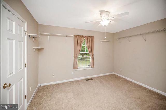 10211 OLD LAWYERS RD, Unionville, VA 22567