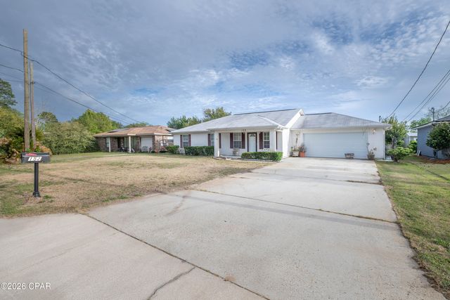 152 Manistee Drive, Panama City Beach, FL 32413