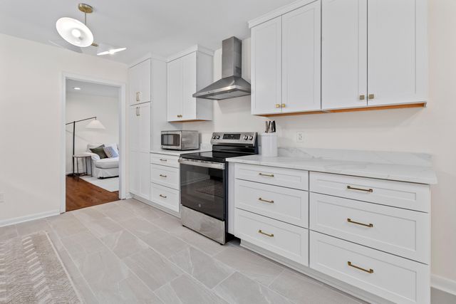 1317 White Drive, Charleston, SC 29407