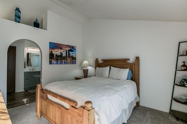 10214 Oso Grande Road NE, Albuquerque, NM 87111