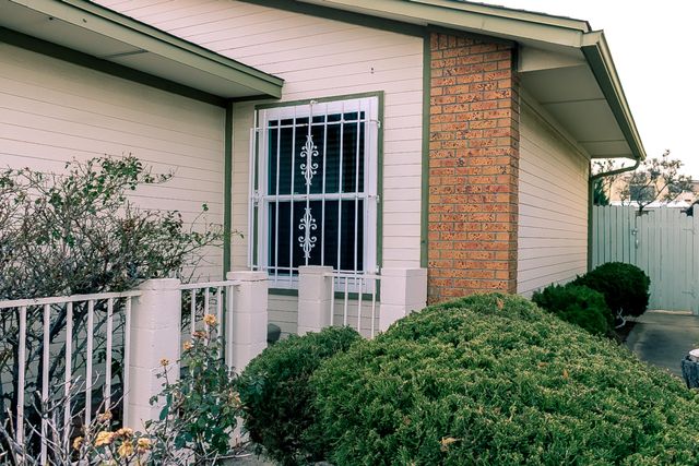 10214 Oso Grande Road NE, Albuquerque, NM 87111