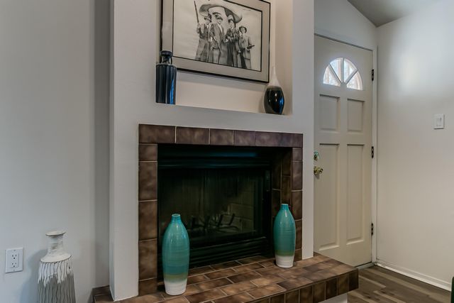 10214 Oso Grande Road NE, Albuquerque, NM 87111