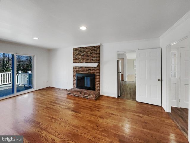 5815 JANE WAY, Alexandria, VA 22310