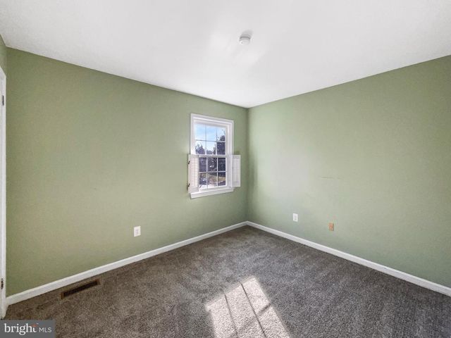 5815 JANE WAY, Alexandria, VA 22310