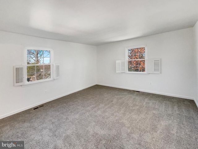 5815 JANE WAY, Alexandria, VA 22310