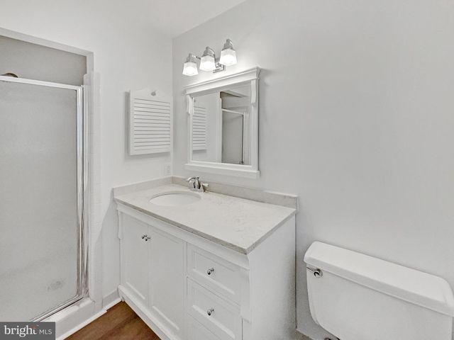 5815 JANE WAY, Alexandria, VA 22310