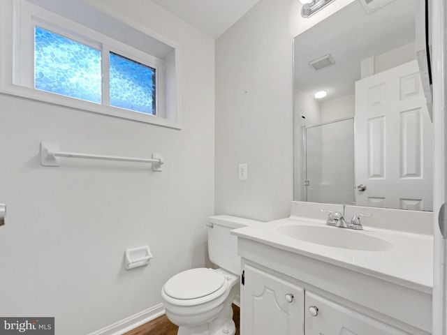 5815 JANE WAY, Alexandria, VA 22310