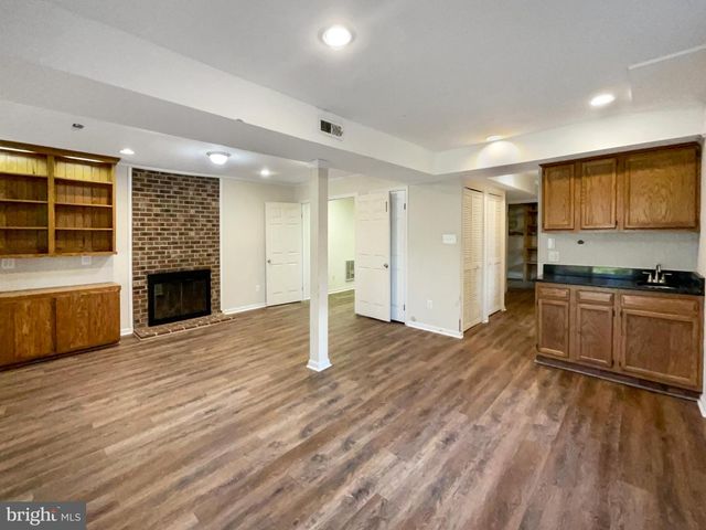 5815 JANE WAY, Alexandria, VA 22310