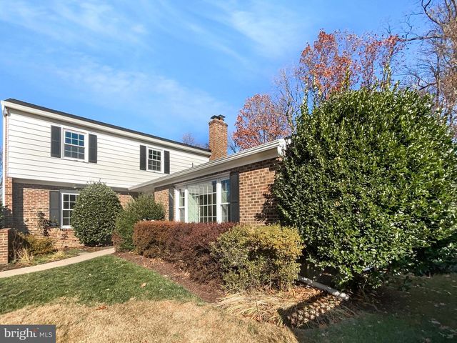 5815 JANE WAY, Alexandria, VA 22310