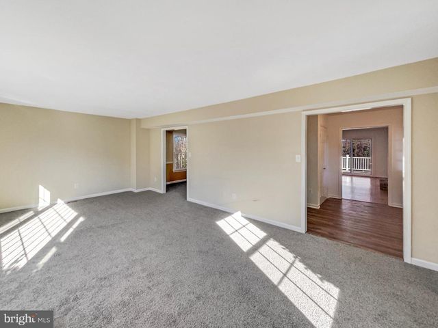 5815 JANE WAY, Alexandria, VA 22310