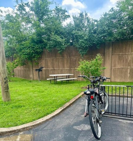2601 Hillsboro Pike Apt B11, Nashville, TN 37212