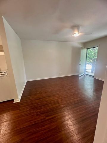 2601 Hillsboro Pike Apt B11, Nashville, TN 37212