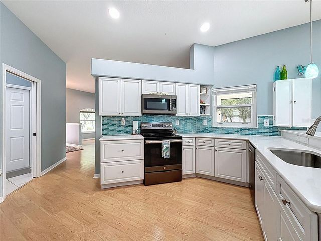 724 CYPRESS PARK AVENUE, Tarpon Springs, FL 34689