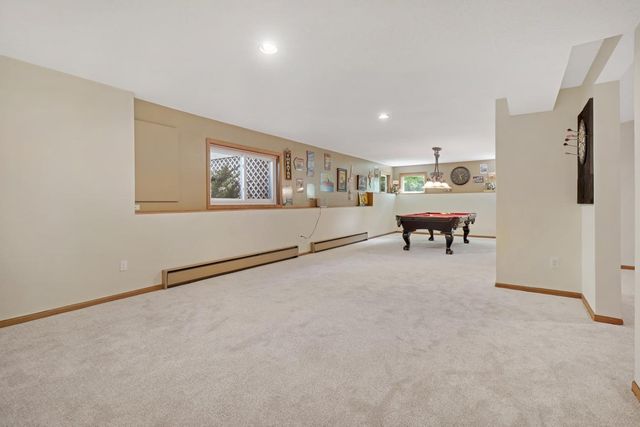8141 Maplewood Terrace, Chanhassen, MN 55317