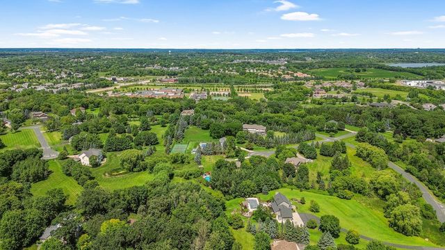 8141 Maplewood Terrace, Chanhassen, MN 55317