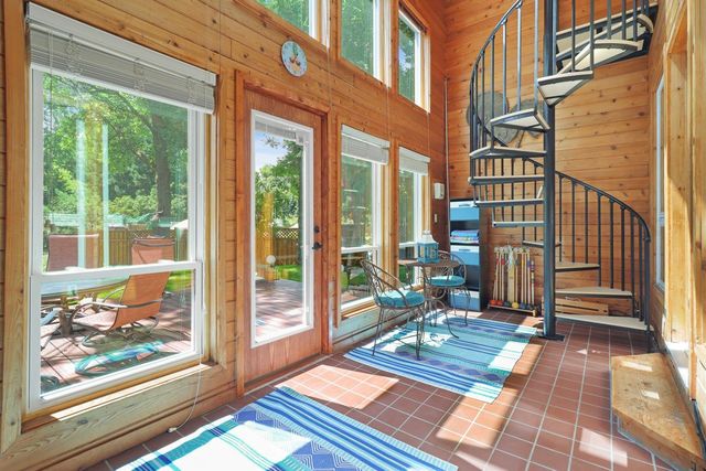 8141 Maplewood Terrace, Chanhassen, MN 55317