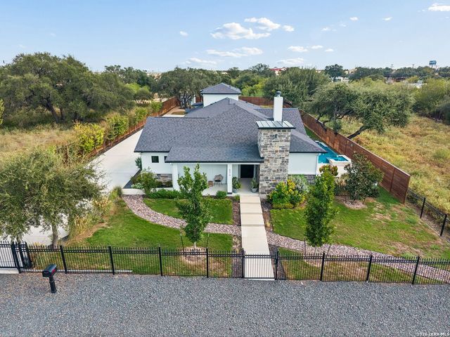 5314 Blackberry Dr, Leon Valley, TX 78238