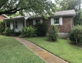 353 Elysian Fields Rd A, Nashville, TN 37211