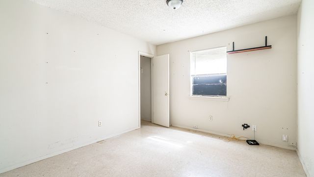 1852 Coral Road, Pelican Bay, TX 76020