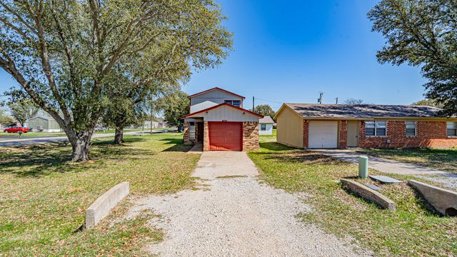 1852 Coral Road, Pelican Bay, TX 76020