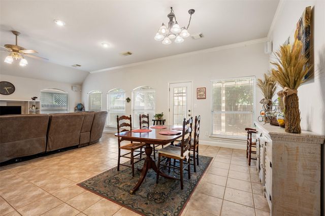 3745 Derby TRL, Round Rock, TX 78681