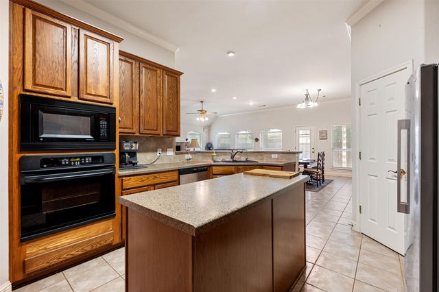3745 Derby TRL, Round Rock, TX 78681