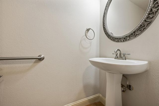 3745 Derby TRL, Round Rock, TX 78681