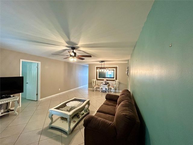 8711 SW 96TH LANE C, Ocala, FL 34481