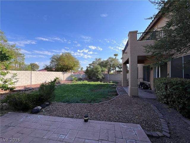 3031 Scenic Valley Way, Henderson, NV 89052