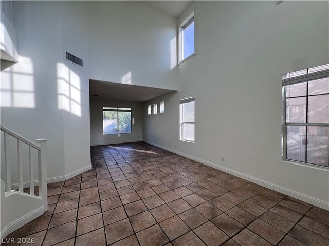 3031 Scenic Valley Way, Henderson, NV 89052