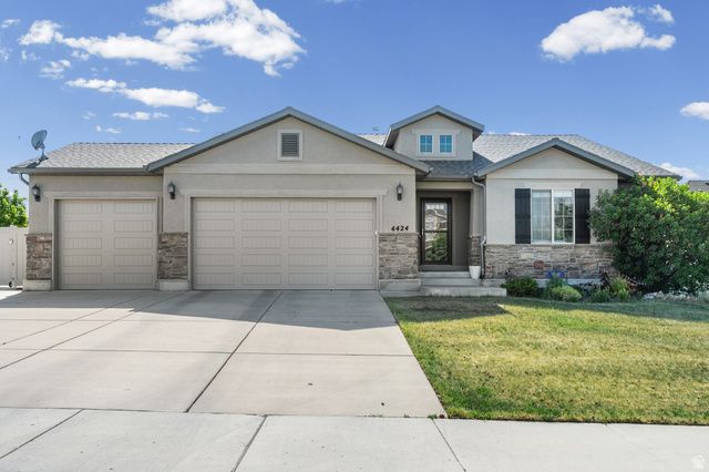 4424 S VALLE VERDE DR, West Valley City, UT 84128