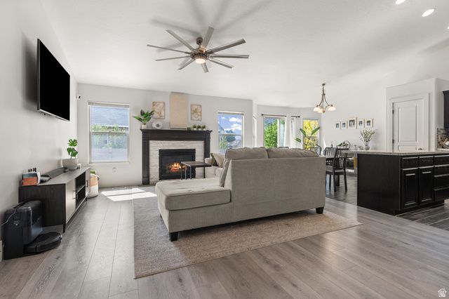 4424 S VALLE VERDE DR, West Valley City, UT 84128