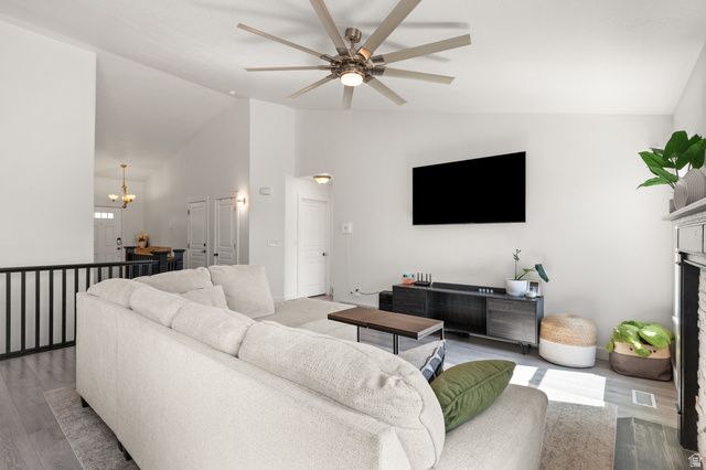 4424 S VALLE VERDE DR, West Valley City, UT 84128