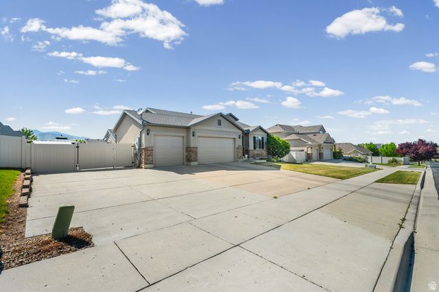 4424 S VALLE VERDE DR, West Valley City, UT 84128