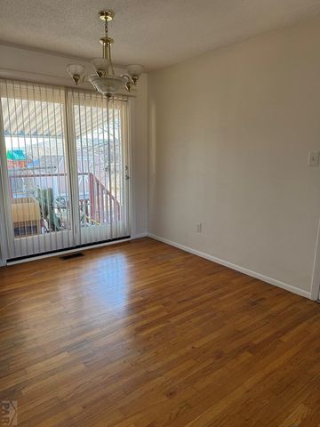 18 MacGregor Rd, Pueblo, CO 81001