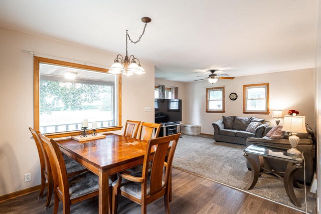 110 S Highland AVENUE, Thiensville, WI 53092