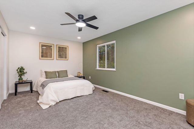 6040 Thatcher Drive, Dublin, OH 43017