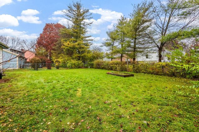 6040 Thatcher Drive, Dublin, OH 43017