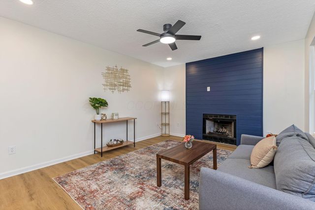 6040 Thatcher Drive, Dublin, OH 43017