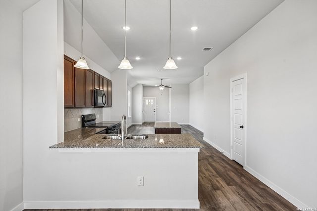 8640 MERLIN CV, San Antonio, TX 78222