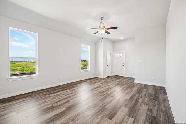 8640 MERLIN CV, San Antonio, TX 78222